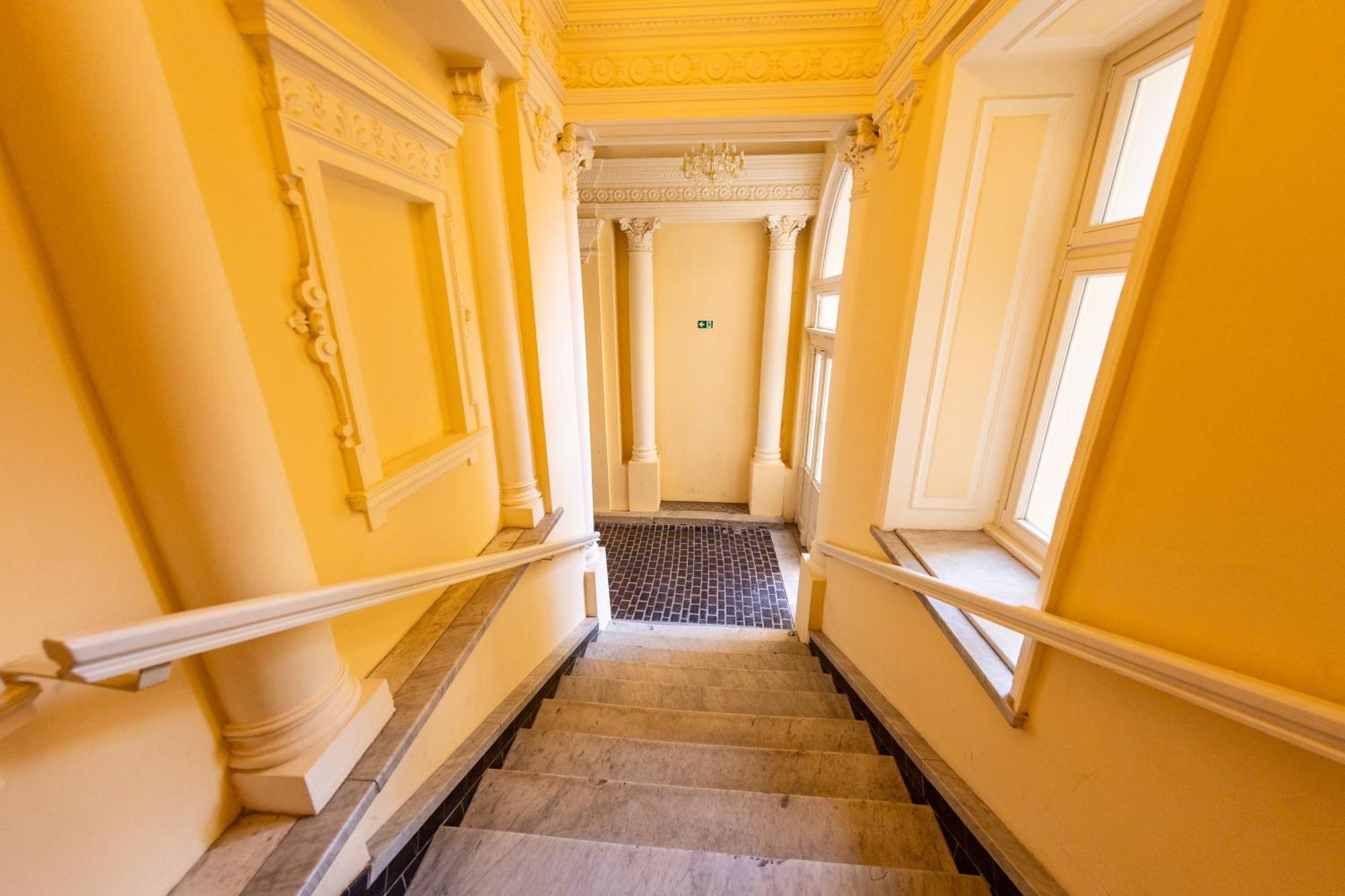 Wenceslas Square Apartment Prague Exterior photo